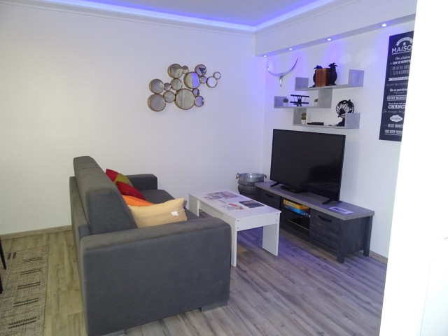 tv-5 - © BRANCO tv-5