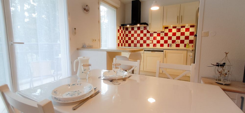 20250819_180329 - © Nava 2025 20250819_180329