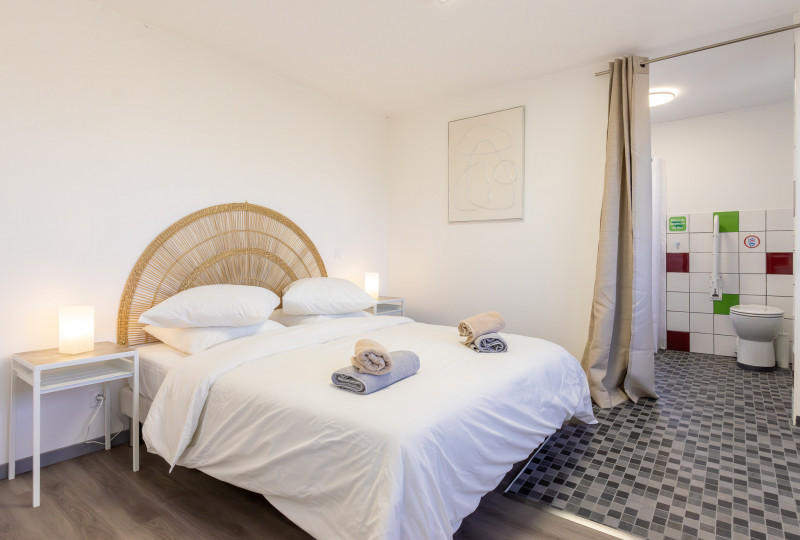 408A8199-Enhanced-NR