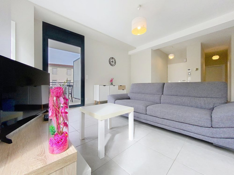 Salon - © Lanuque 2025 Salon