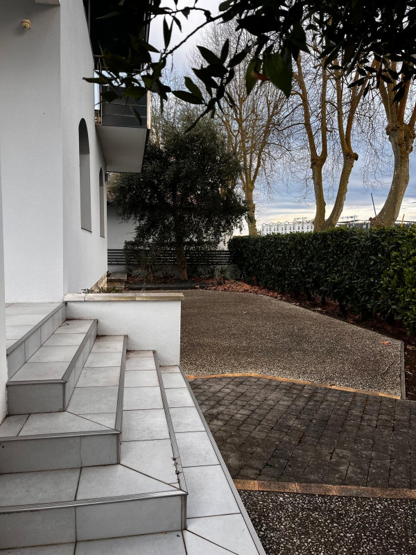 d15925d5-d4b5-47c0-9ef8-a605bbf96afc - © Bernadet 2026 d15925d5-d4b5-47c0-9ef8-a605bbf96afc